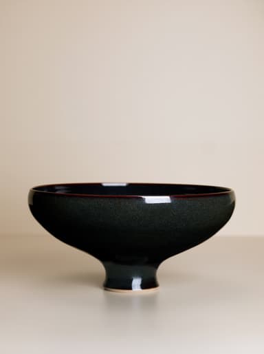 Rounded vessel (2010)