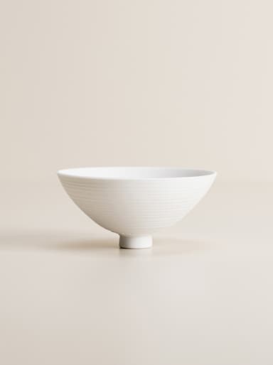 Round small vessel (2024)