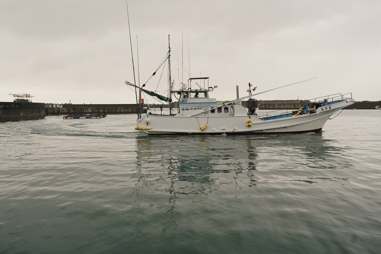 agobay AG 0046-ama-divers 82 agobay AG 0046-ama-divers 82