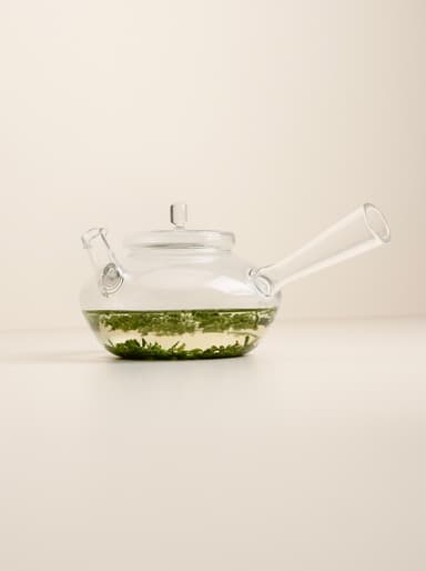 Glass teapot