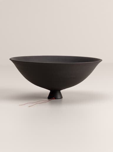 Tea pourer (medium, 2023)