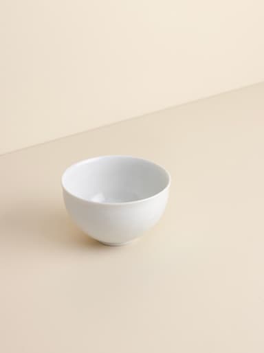 Round teacup